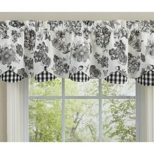 NEW Geranium Lined Layered Scalloped Valance Black White 58 x 15 Tub37 NIP